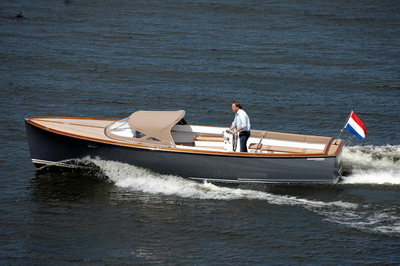 Admirals Tender
