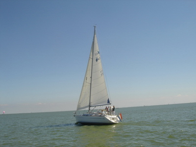 Bavaria 42